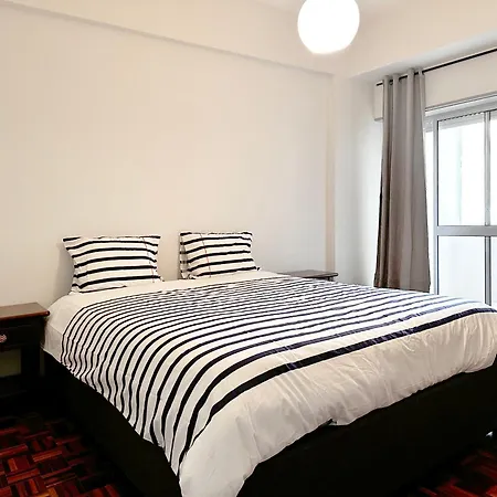 2 Bedroom In Sao Joao Da Caparica דירה